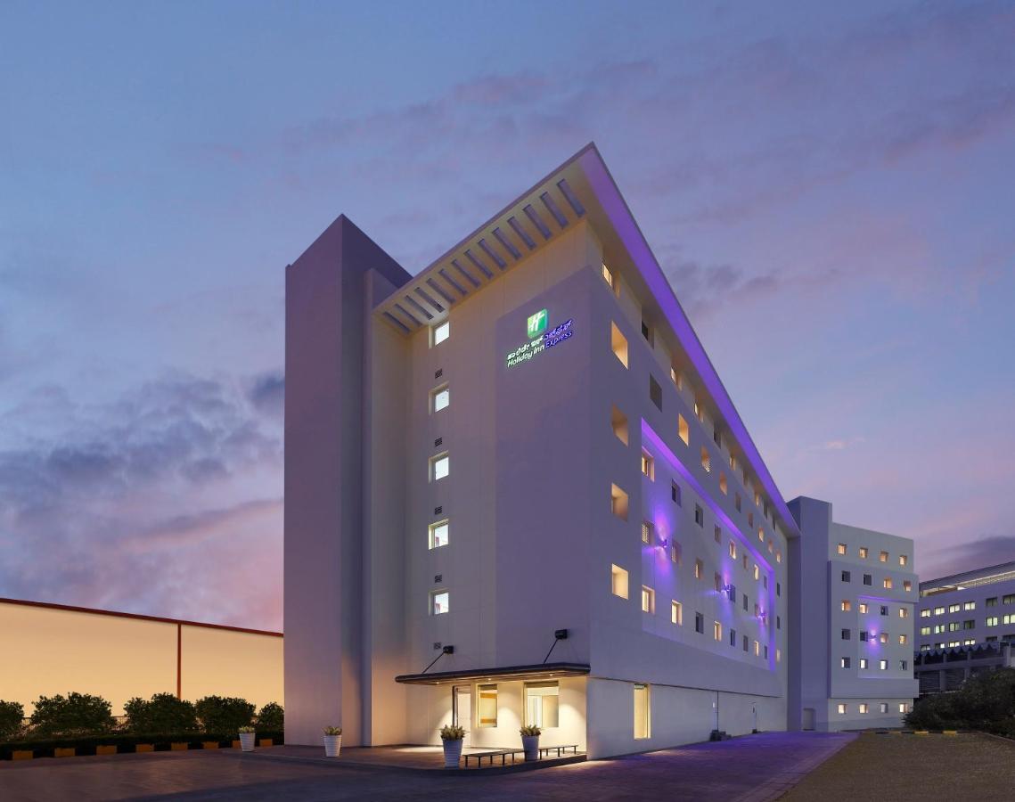 Holiday Inn Express Bengaluru Whitefield Itpl By Ihg Esterno foto