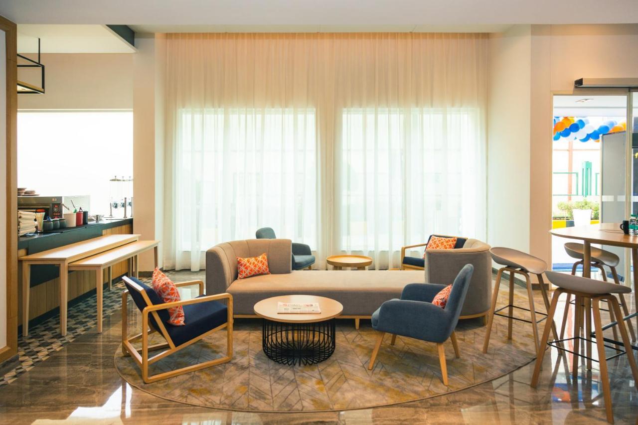 Holiday Inn Express Bengaluru Whitefield Itpl By Ihg Esterno foto